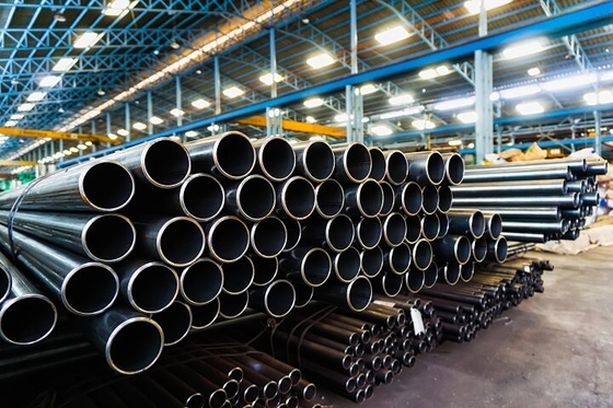 API Round Carbon Steel Pipe Black Coated Anti Corrosion SCH 10 - SCH XXS T/T Payment Term Is Alloy