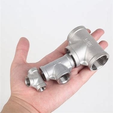 Asme b16.9 Sch30 Steel Forged Pipe Fittings Threaded Tee Stainless Steel Equal Tee 304