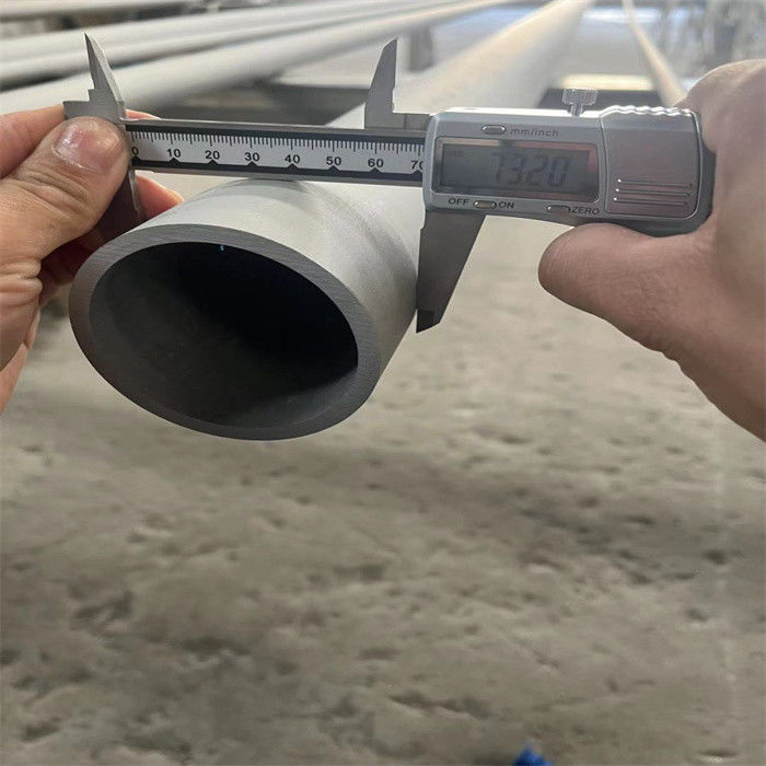 China Factory Supply Stainless Steel Decorative Welded Round Ss Pipe SUS 2205 Duplex Ss Pipe Stainless Steel Tube