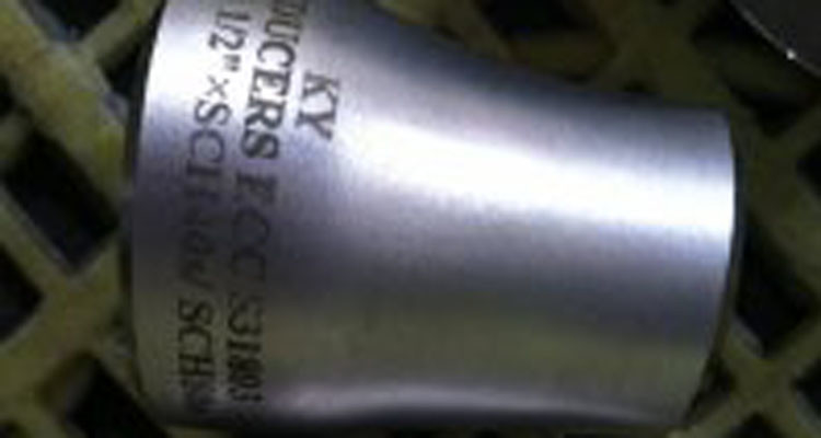 WP316N1/2'' SCH30s ASME B16.9 Butt Weld Fittings Concentric Reducer