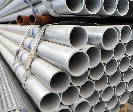 Customized Length And Thickness Nickel Alloy Pipe For Industrial Applications