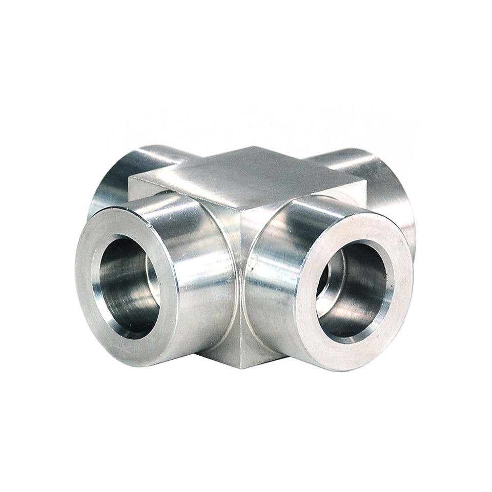 Cross Socket Weld Stainless Steel 2 Inch 3000# Fittings For Oil Water