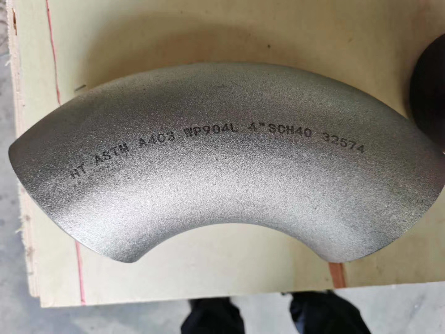 TOBO Carbon Stainless Alloy Steel Butt Weld Fittings ASME B16.9 Standard