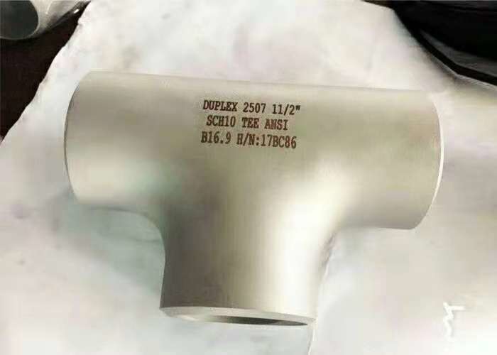 ASTM A234 WP5 Barred Equal TEE  8