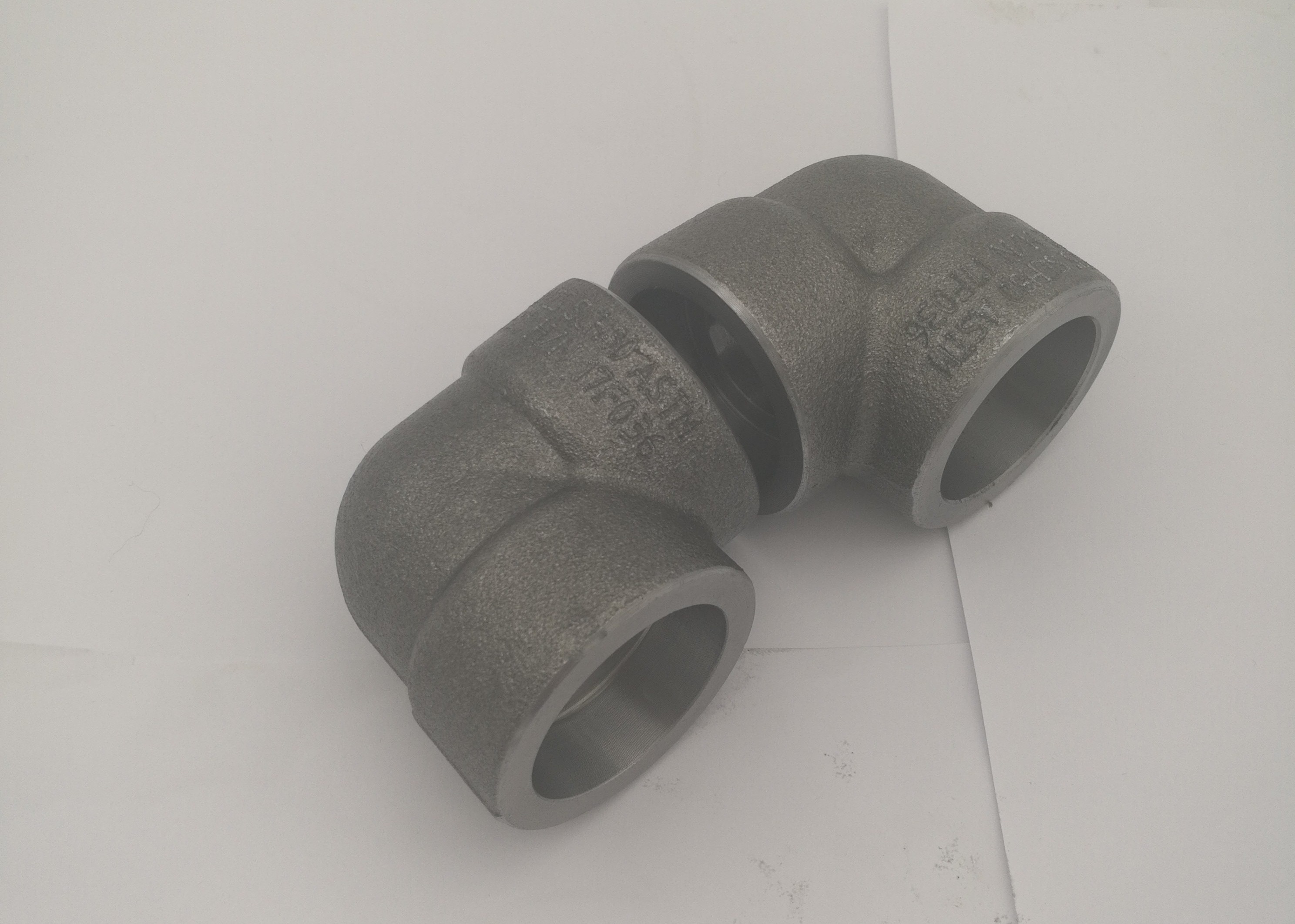 F22 90 Degree 3000# DN25 Sch80 Socket Welding Elbow