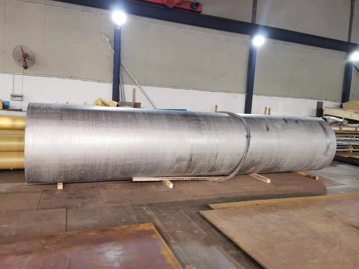 ASTM A790 UNS S32750 EFW Super Duplex Steel Welded Pipe