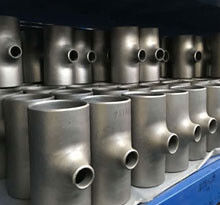Custom Size Pickled Passivated Stainless Steel Butt Weld Pipe Tee ISO 9001